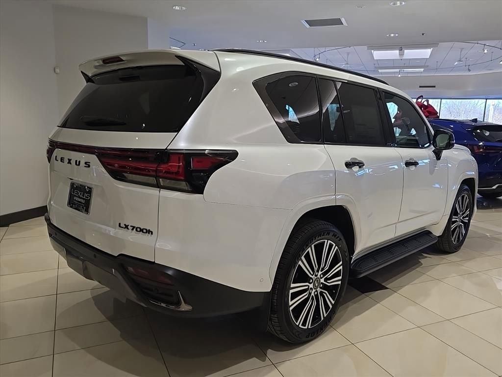 New 2025 Lexus LX 700h Luxury image 7