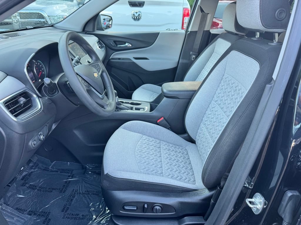 Used 2023 Chevrolet Equinox LT FWD image 18