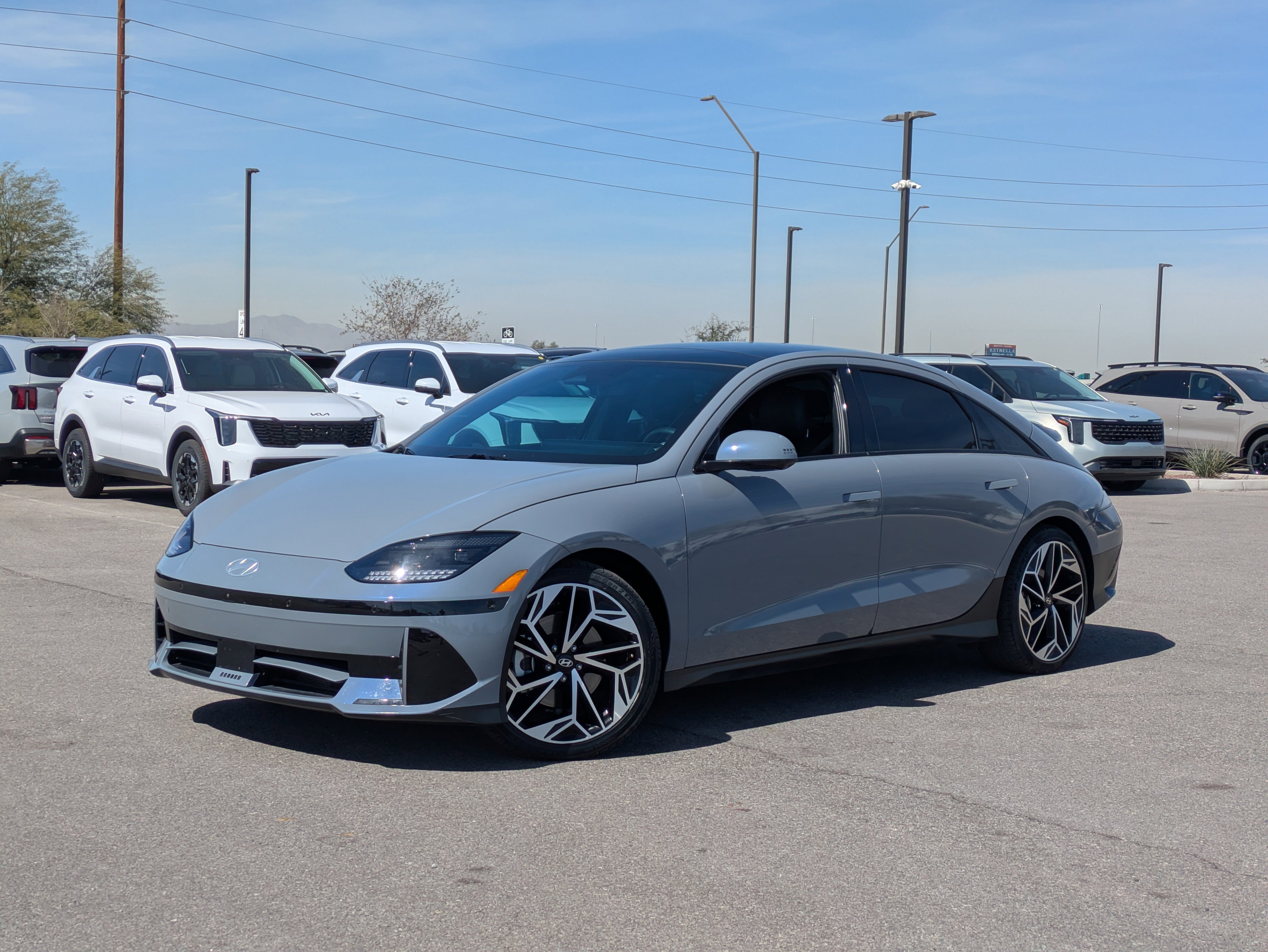 Used 2024 Hyundai Ioniq 6 Limited image 33