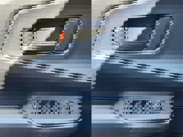 New 2026 Toyota Prius Plug-In Hybrid image 22