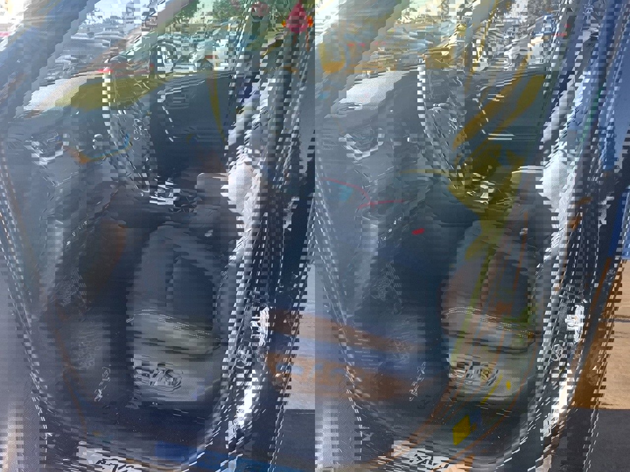 Used 2024 Toyota RAV4 Limited image 4