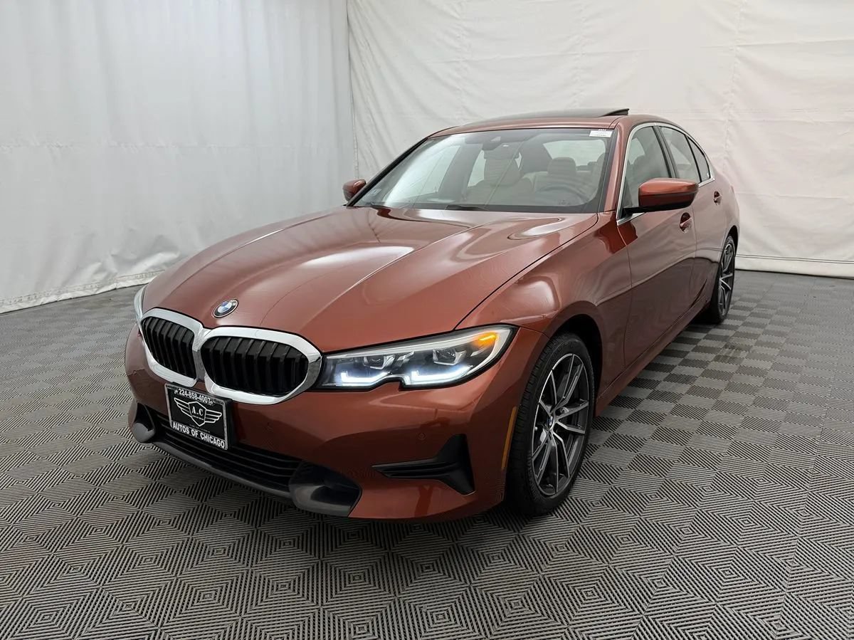 Used 2021 BMW 330i xDrive Sedan w/ Convenience Package AWD/4WD image 2