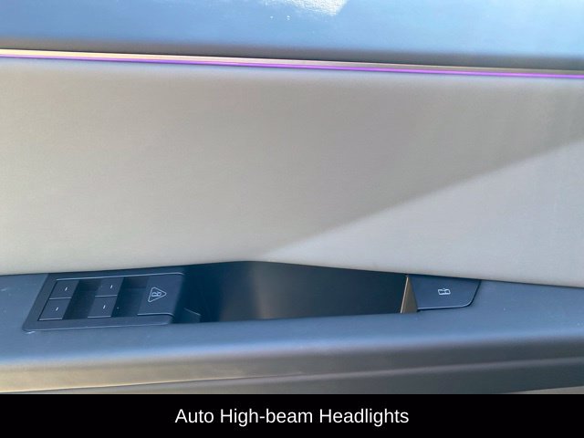 Used 2026 Tesla Cybertruck AWD Crew Cab image 11