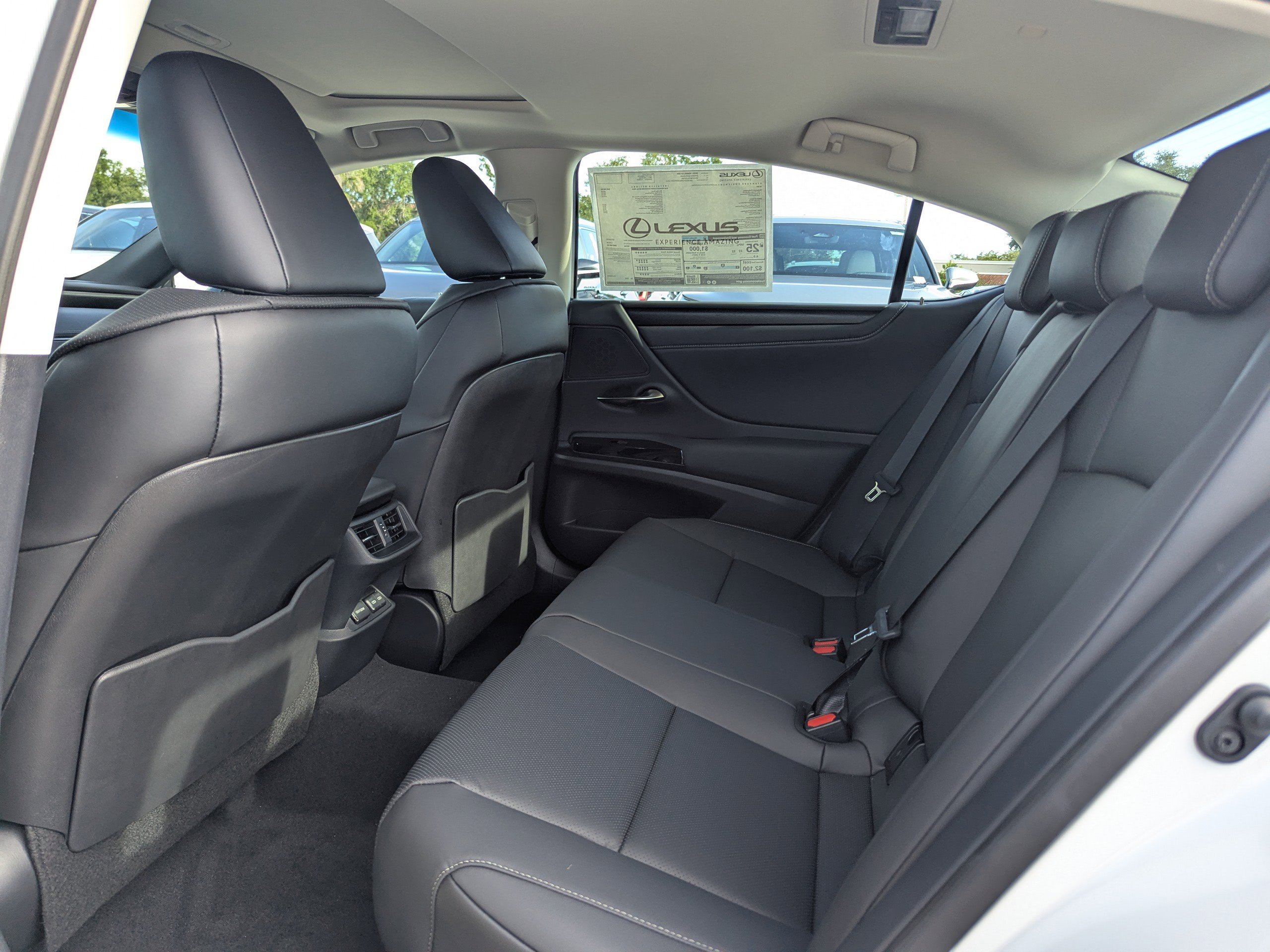 New 2025 Lexus ES 350 w/ Premium Package image 15