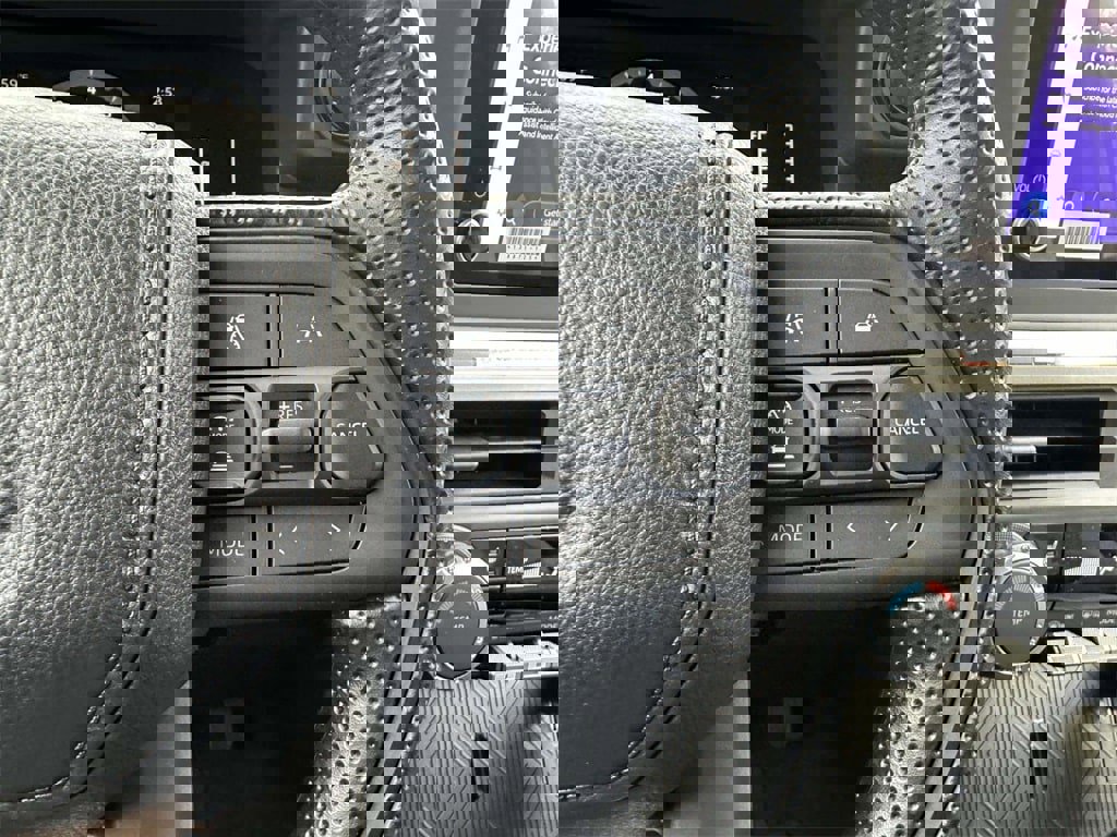 New 2025 Toyota Tacoma SR5 image 7