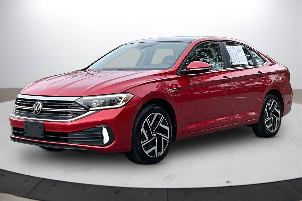 Used 2022 Volkswagen Jetta SEL image 4