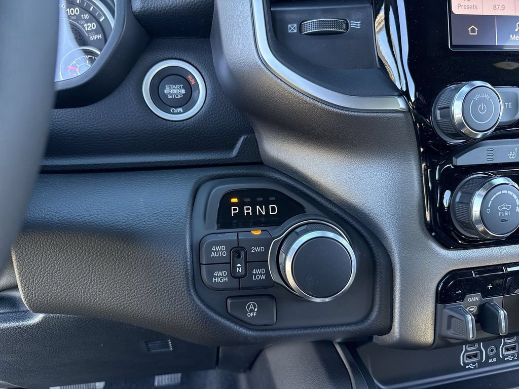 New 2026 RAM 1500 Big Horn AWD/4WD image 18