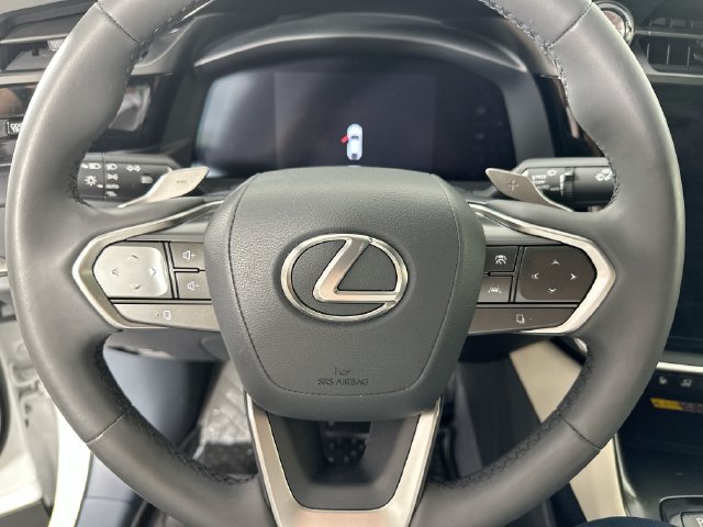 Used 2023 Lexus RZ 450e Premium w/ Technology Package AWD/4WD image 21