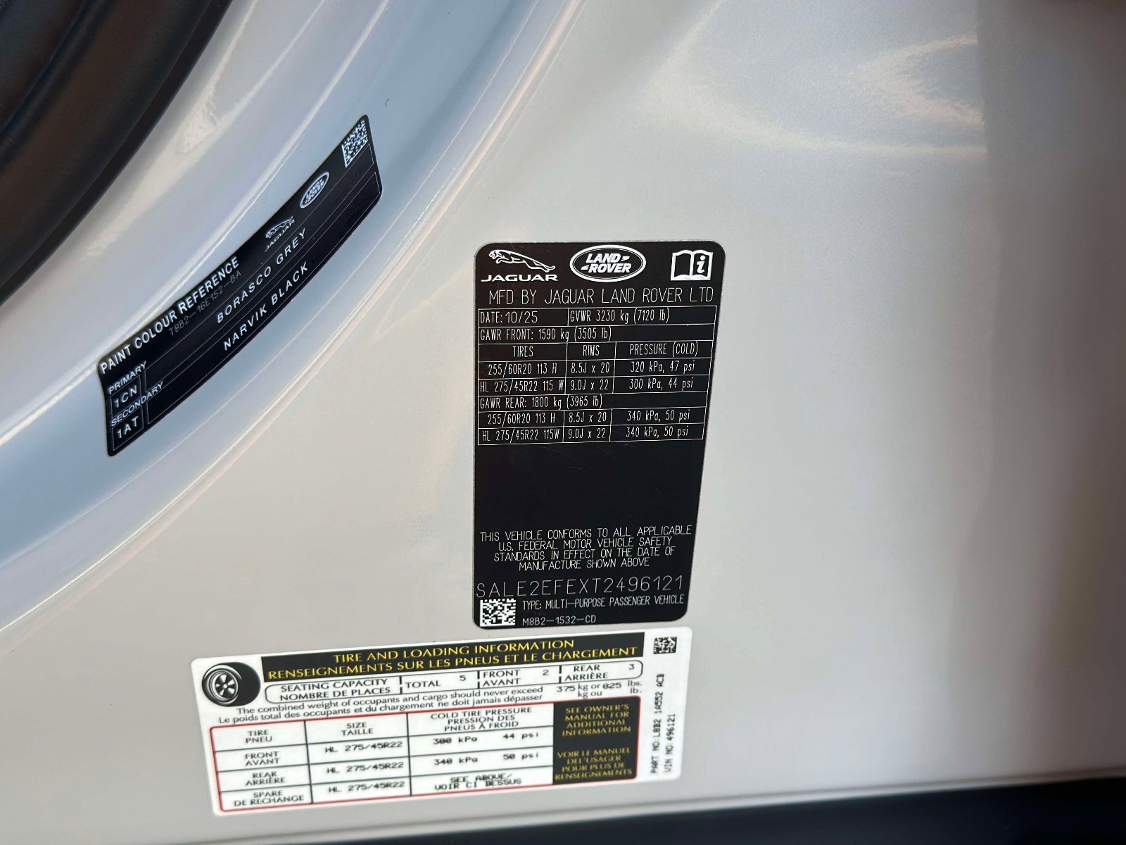 New 2026 Land Rover Defender 110 X-Dynamic SE image 26