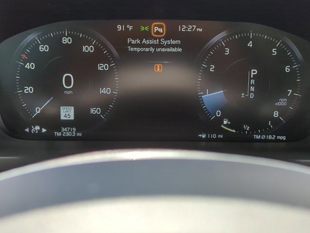 Used 2022 Volvo XC90 T6 Momentum w/ Advanced Package image 12