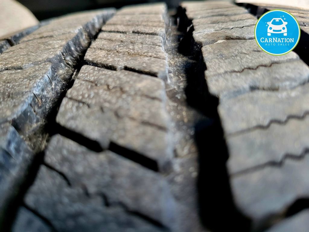 Used 2018 Lexus GX 460 Premium w/ Premium Package image 22