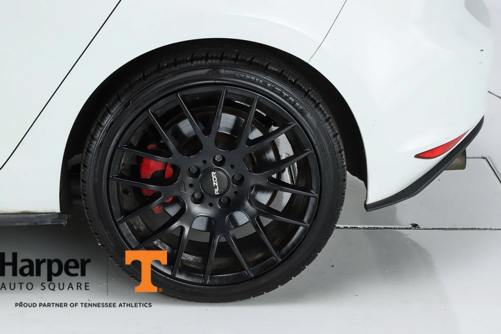 Used 2017 Volkswagen GTI SE FWD image 44