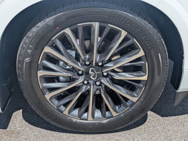 New 2026 INFINITI QX80 Autograph w/ Premium Cargo Package image 11