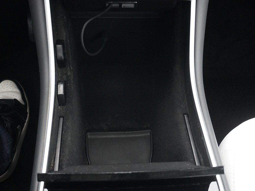 Used 2020 Tesla Model Y Performance image 52