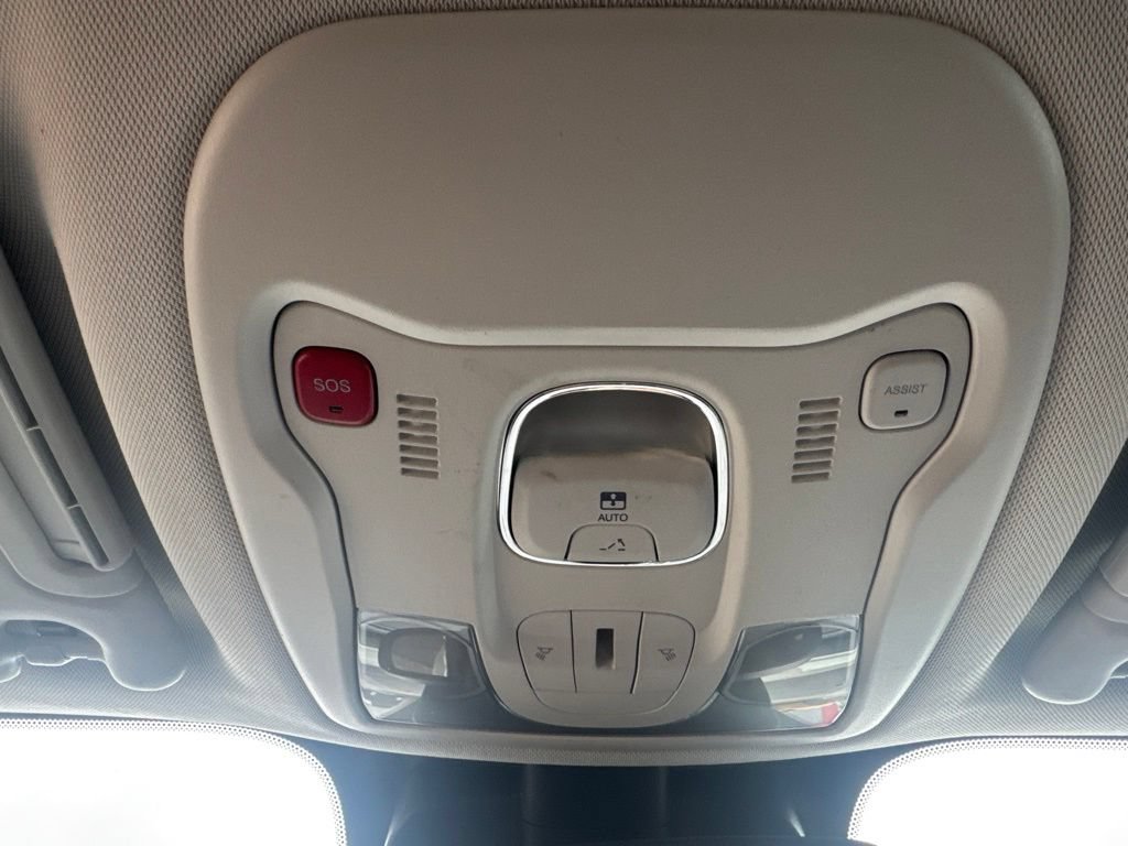 Used 2020 Jeep Renegade Limited w/ UConnect 8.4 Nav Group AWD/4WD image 48
