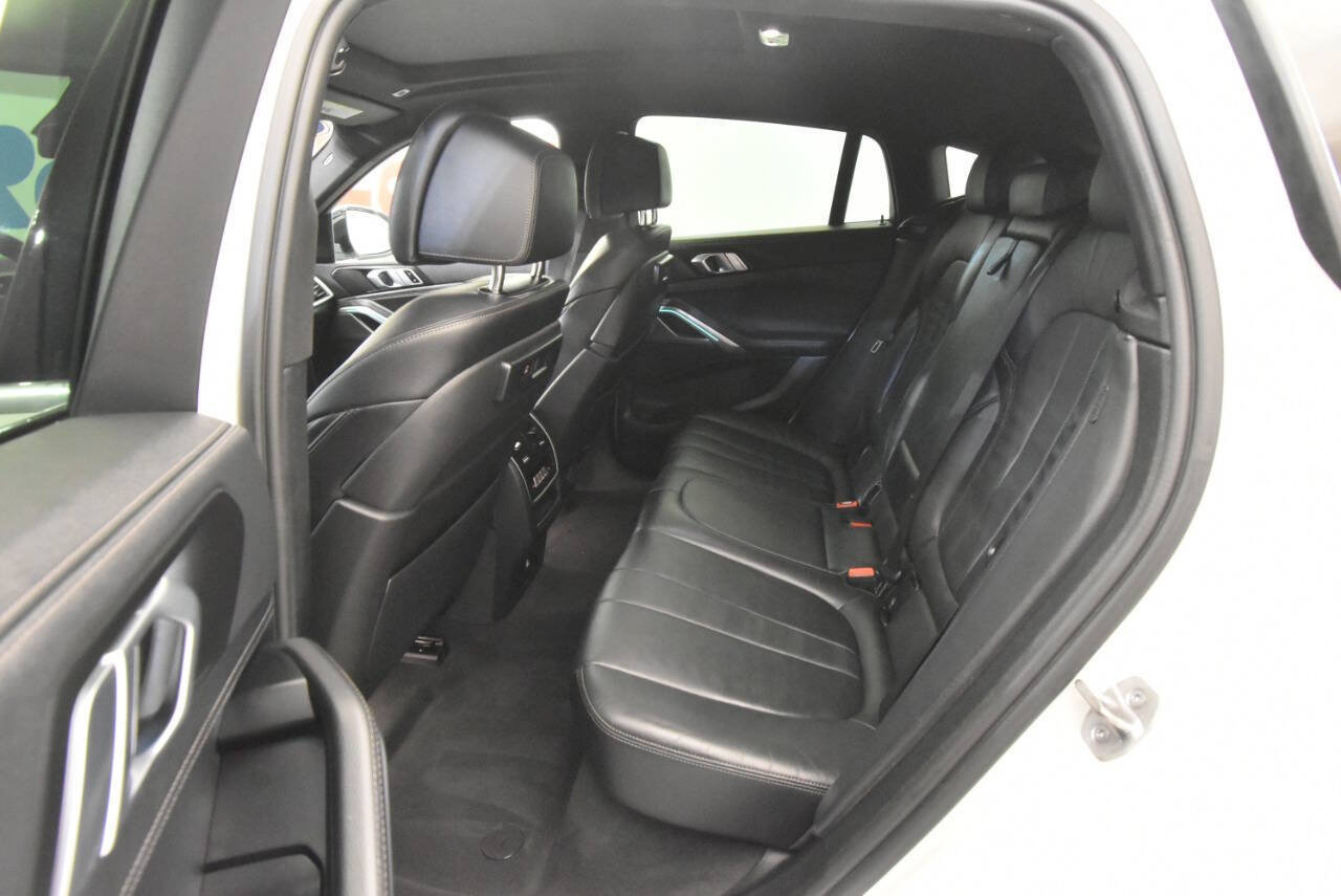 Used 2022 BMW X6 xDrive40i w/ Premium Package AWD/4WD image 14