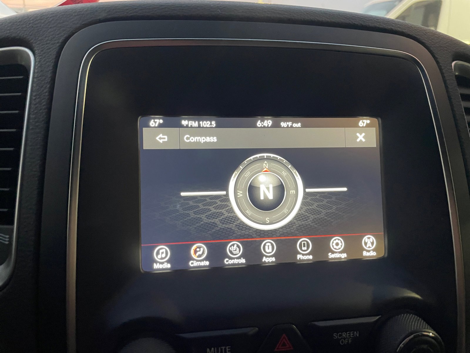 Used 2020 Dodge Durango SXT image 23