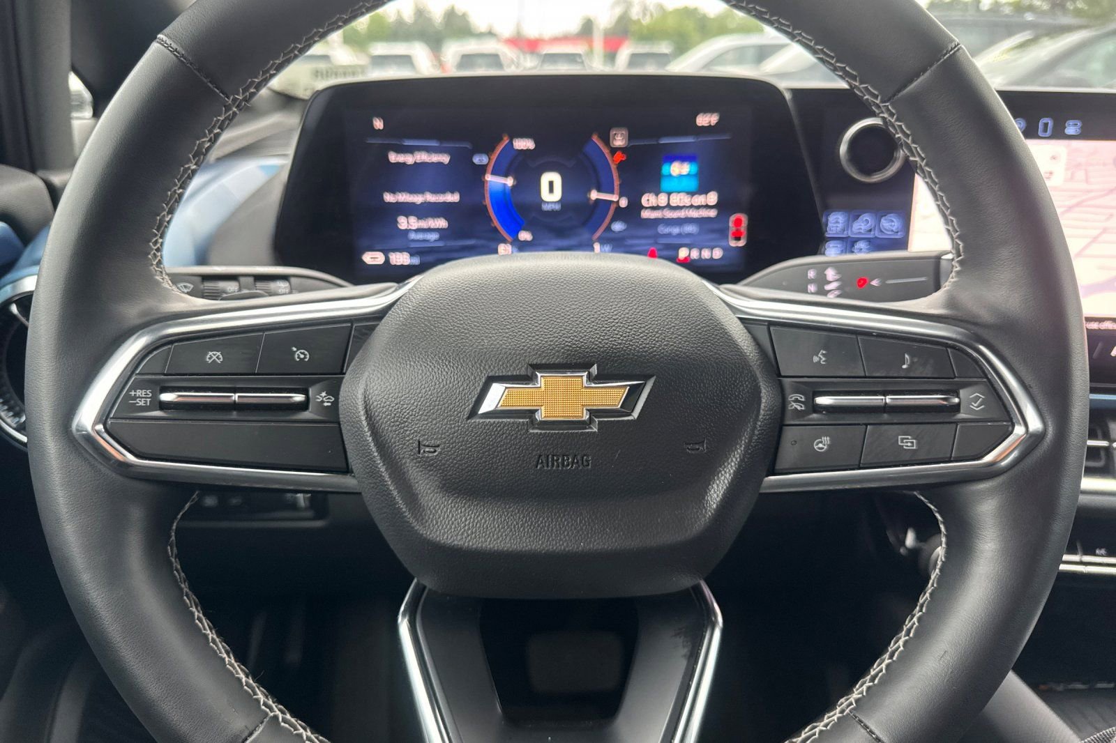 Used 2025 Chevrolet Equinox EV LT w/ Convenience Package FWD image 34