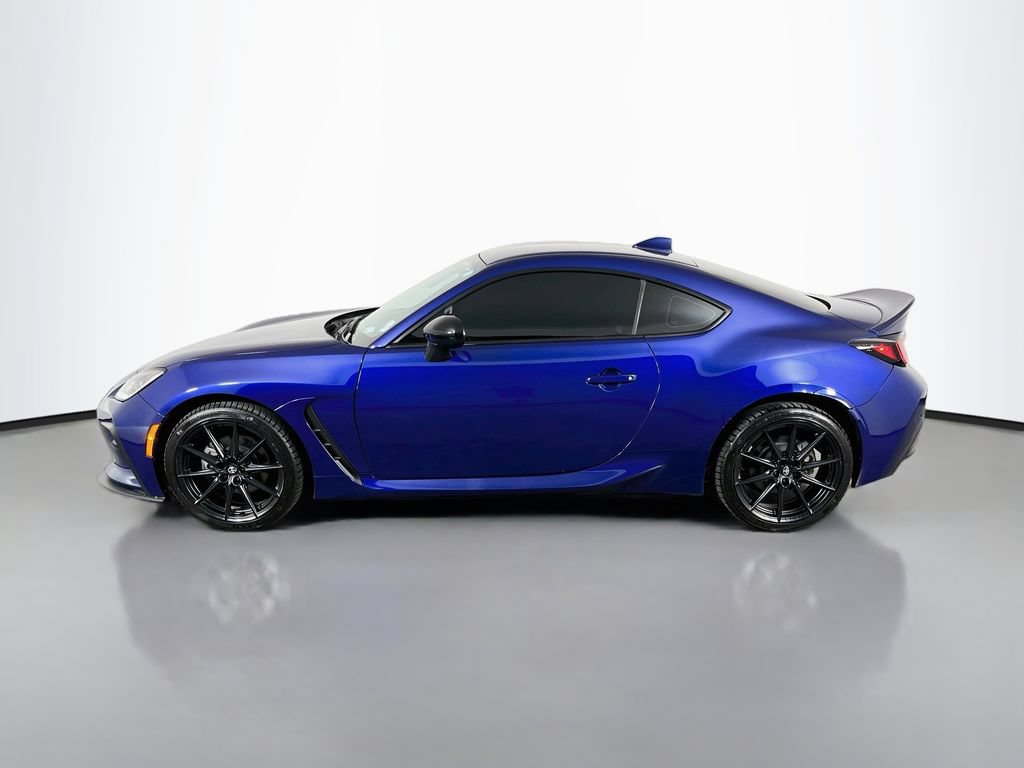 Used 2024 Toyota GR86 Premium RWD image 5
