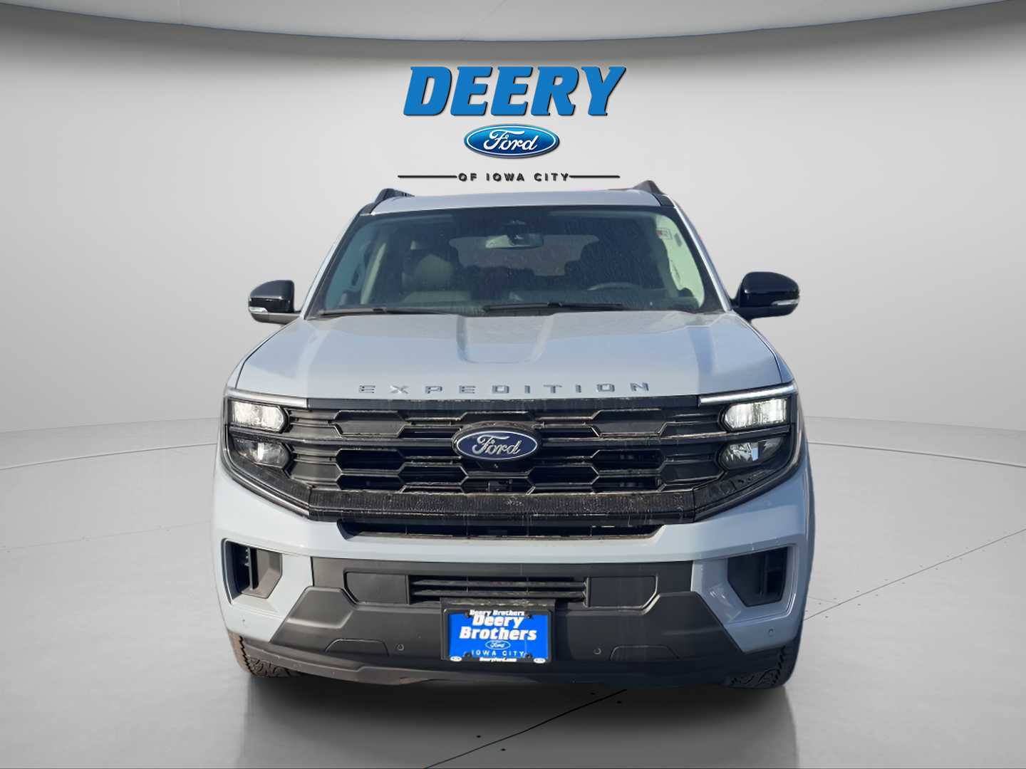 Used 2026 Ford Expedition Active image 4