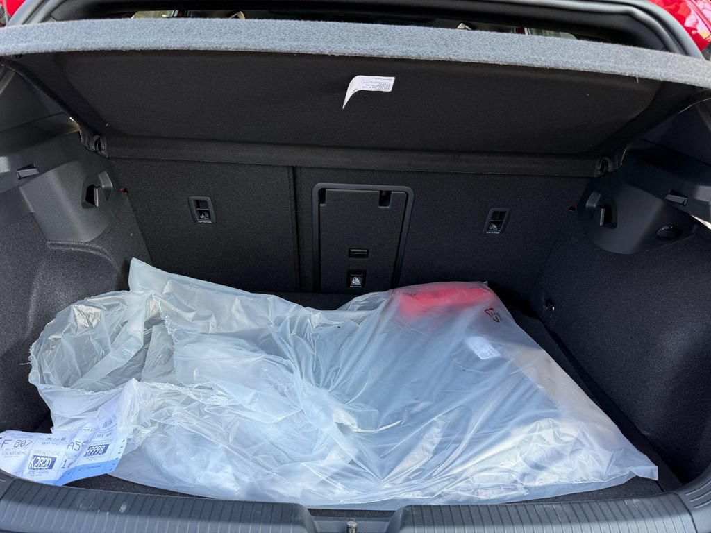 New 2026 Volkswagen GTI SE FWD image 26
