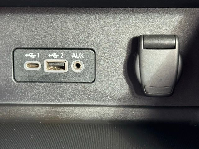 Used 2023 Nissan Sentra SV image 38