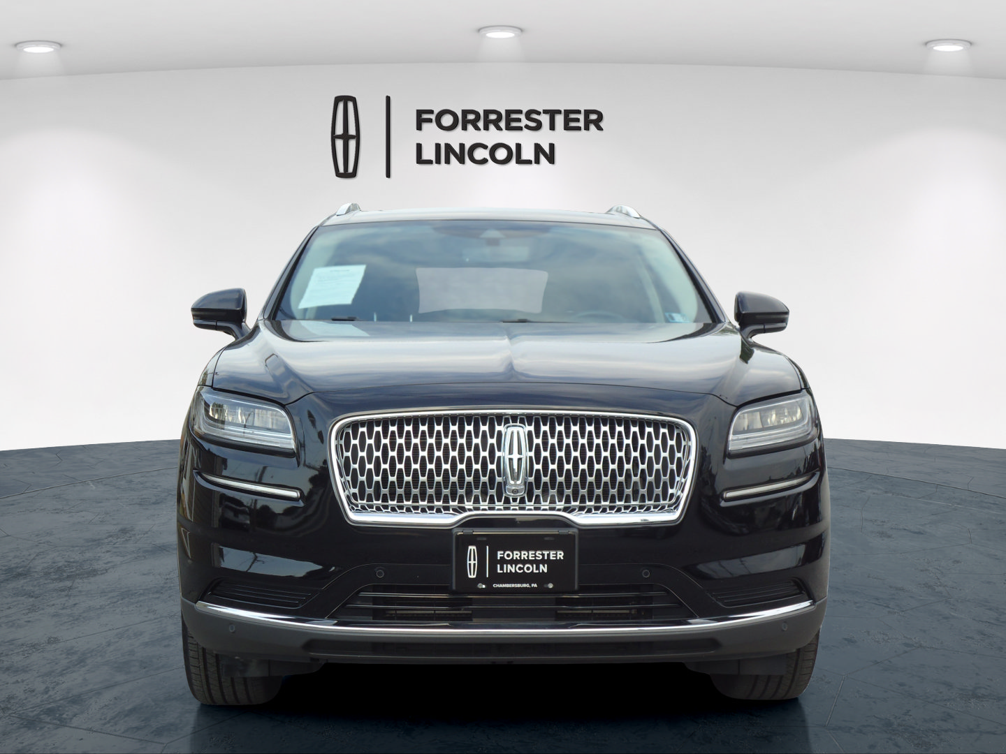Used 2023 Lincoln Nautilus Reserve w/ Equipment Group 201A AWD/4WD image 8