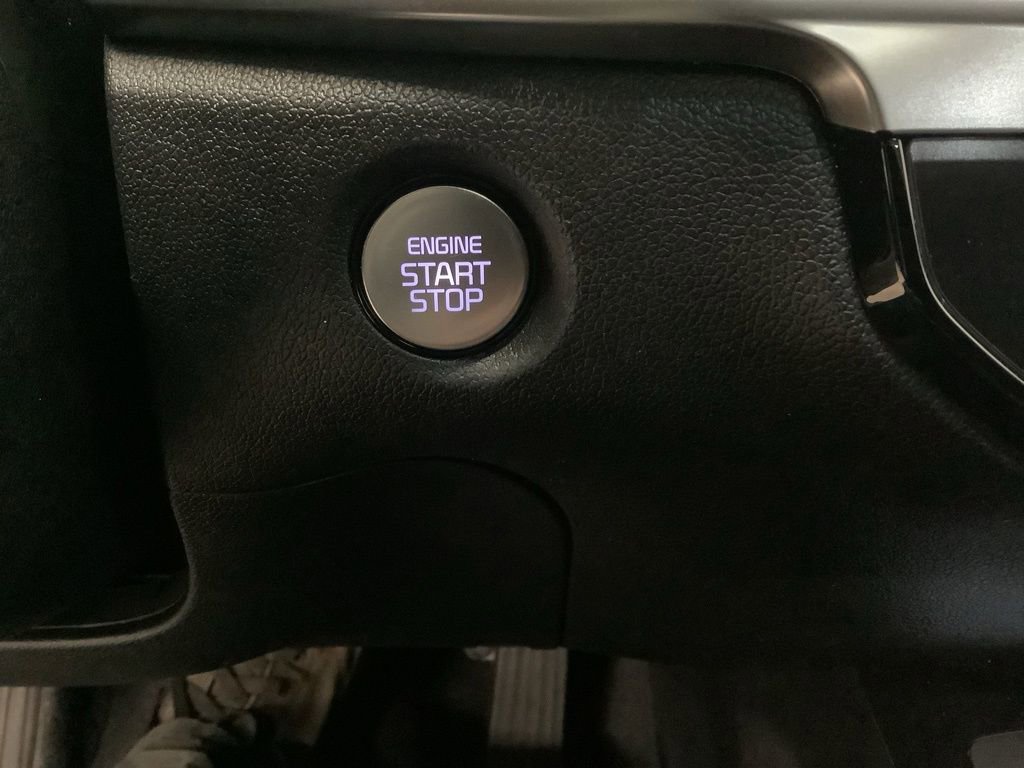 Certified 2025 Kia Sorento S w/ Panoramic Sunroof Package image 20