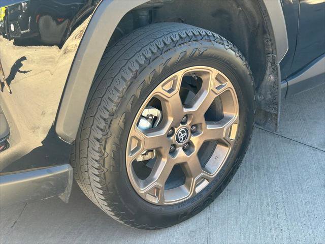 Certified 2025 Toyota RAV4 Woodland Edition image 9