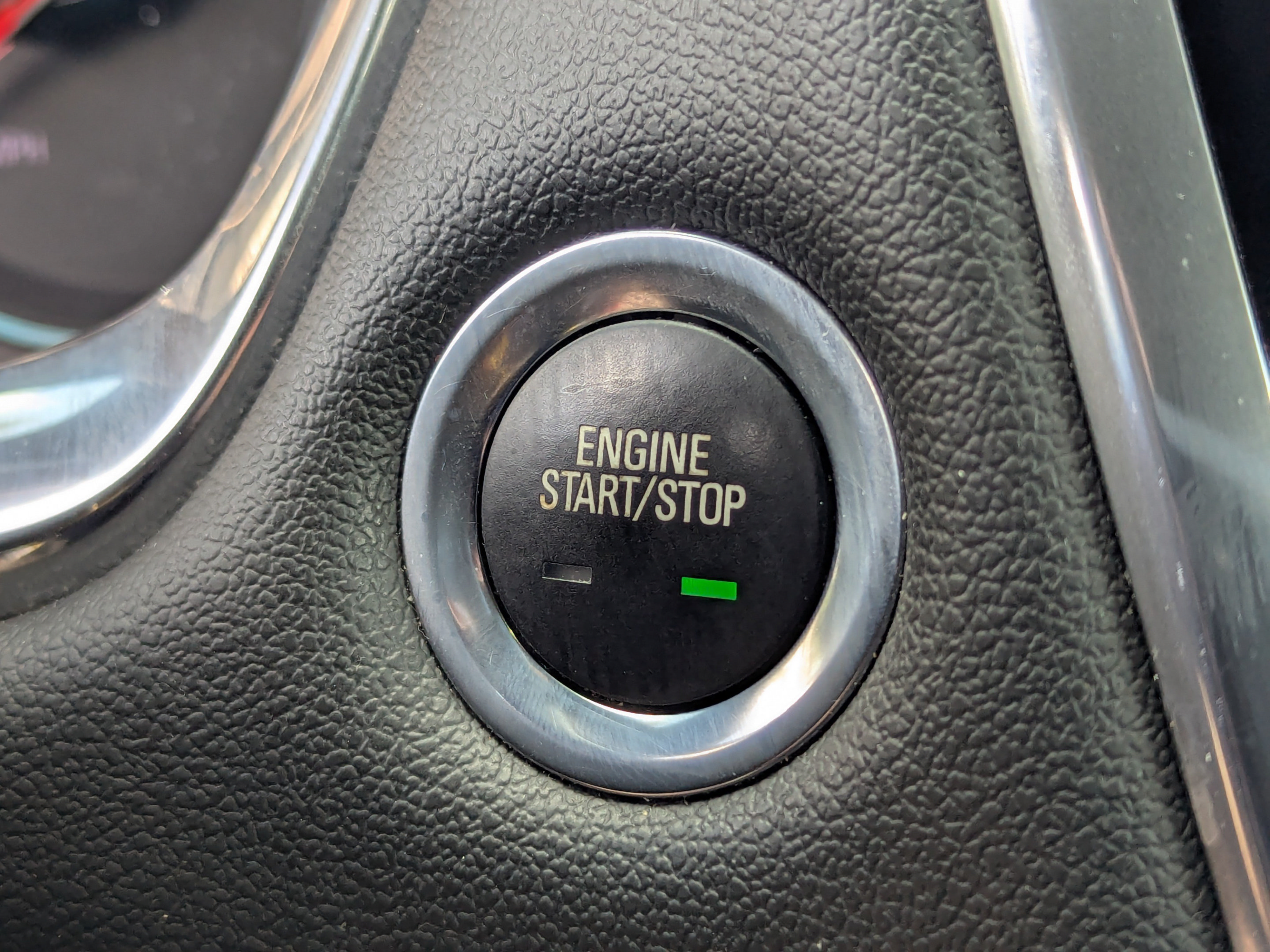 Used 2023 Chevrolet Traverse LT FWD image 37