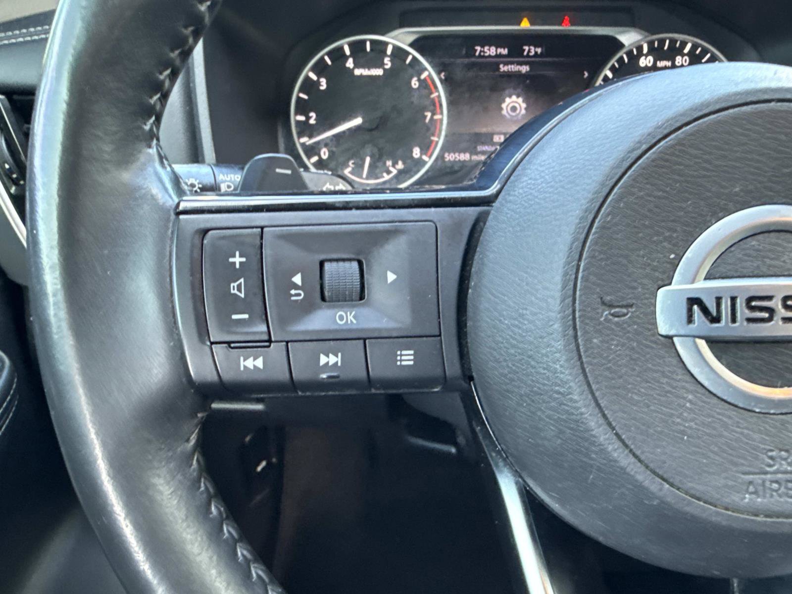 Used 2021 Nissan Rogue SL image 15