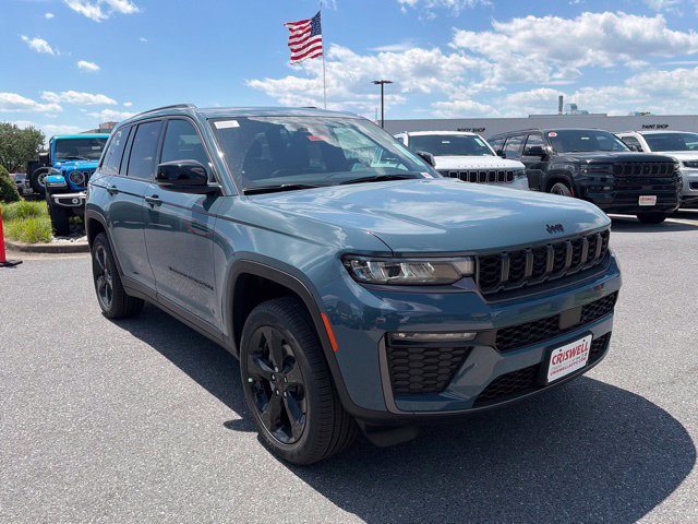 New 2026 Jeep Grand Cherokee Limited w/ Limited Altitude Package AWD/4WD image 9