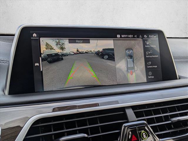 Used 2022 BMW 750i xDrive w/ Executive Package image 13