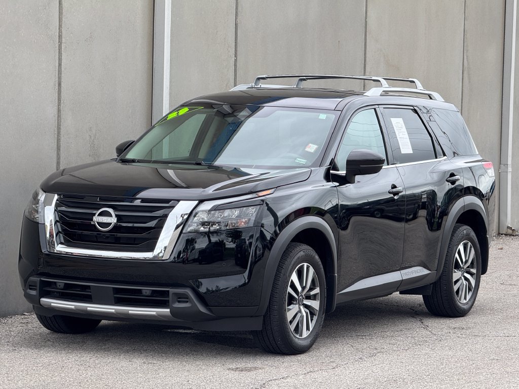 Used 2025 Nissan Pathfinder SL FWD image 37