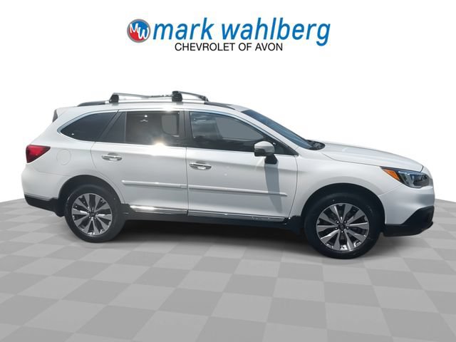 Used 2017 Subaru Outback 3.6R Touring w/ Popular Package #5A AWD/4WD image 9