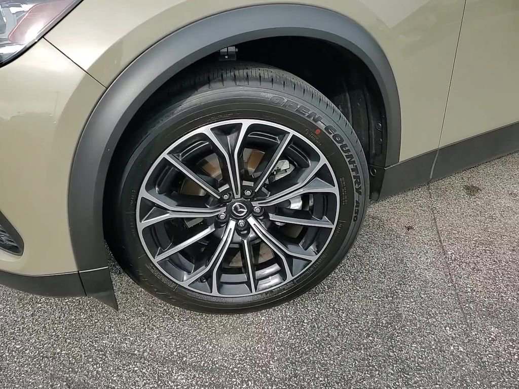 Certified 2025 MAZDA CX-70 Plug-In Hybrid w/ Premium Pkg image 9