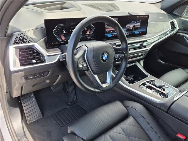 Used 2026 BMW X5 xDrive40i AWD/4WD image 9