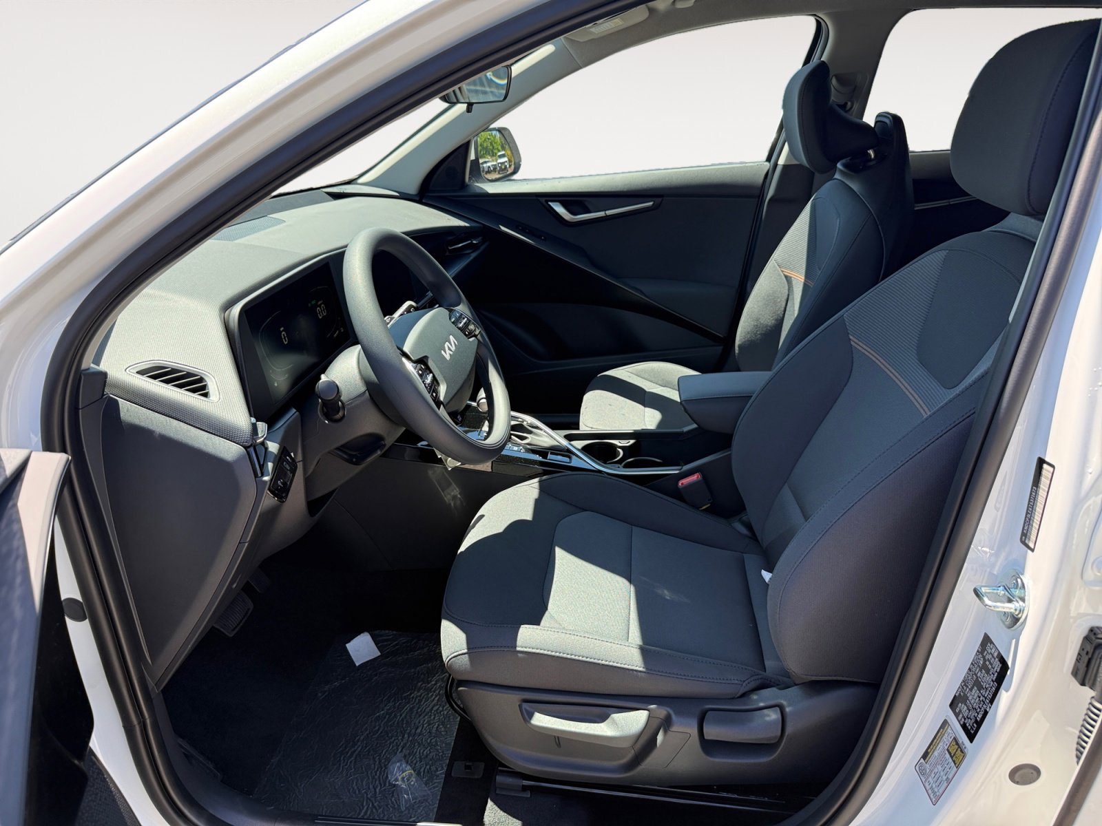 New 2026 Kia Niro LX FWD image 10