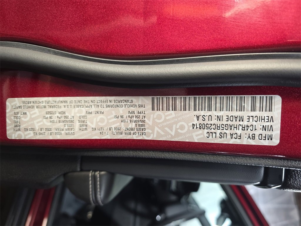 Used 2024 Jeep Grand Cherokee Altitude image 35