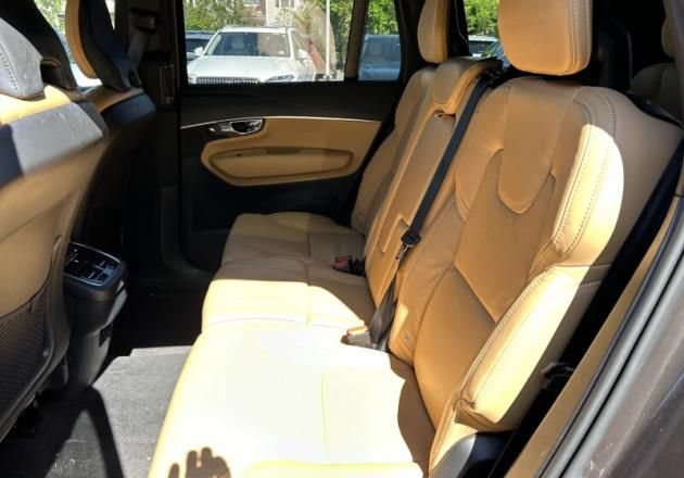 Used 2023 Volvo XC90 B6 Ultimate AWD/4WD image 6