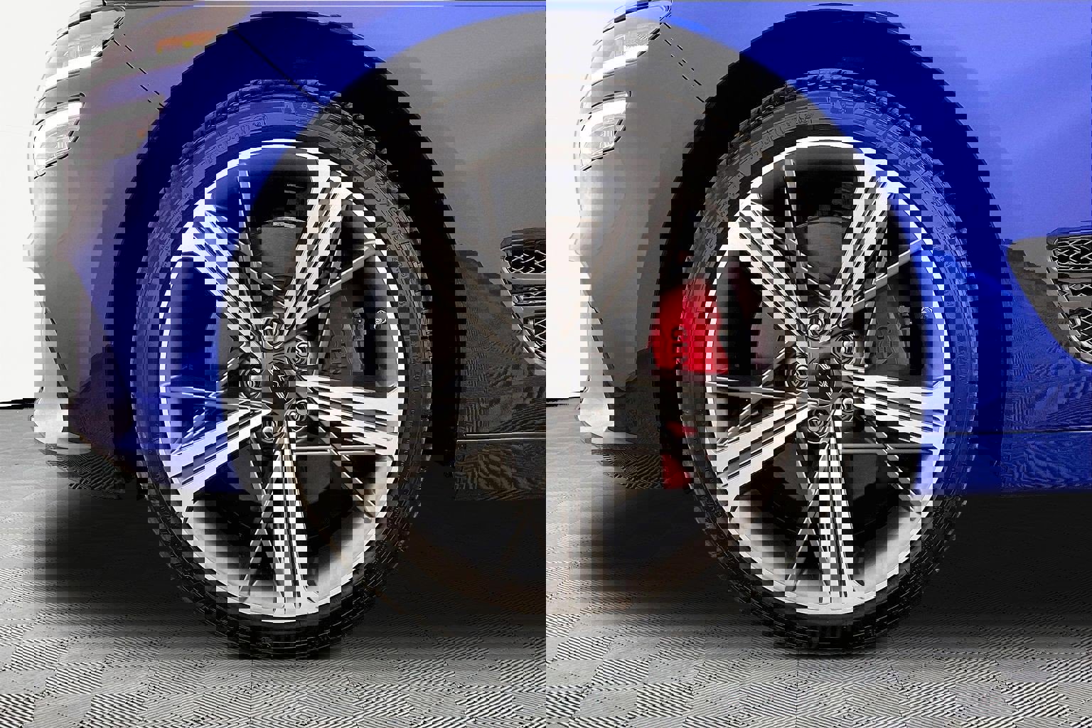 Used 2024 Genesis G70 3.3T Advanced w/ Sport Prestige Package image 13