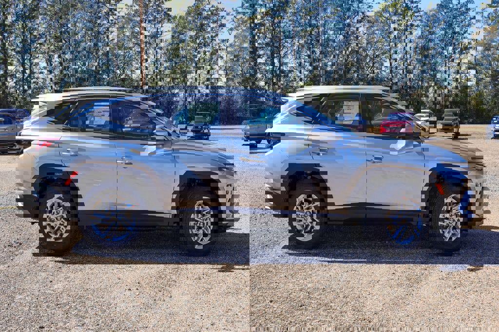 New 2026 Hyundai Tucson SE image 24