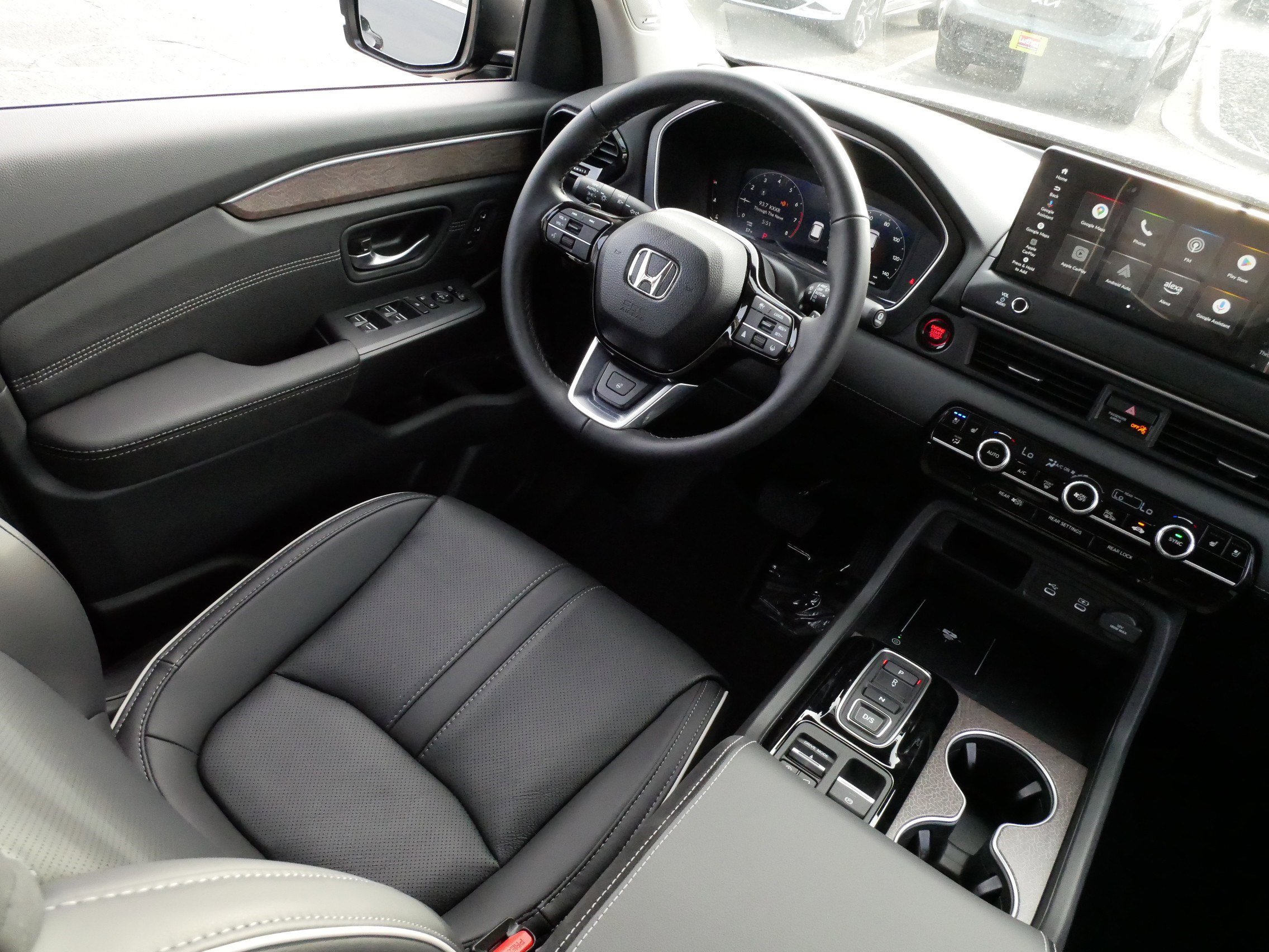 Certified 2026 Honda Pilot Elite image 9