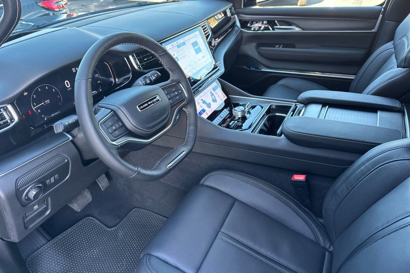 New 2026 Jeep Grand Wagoneer Summit image 12