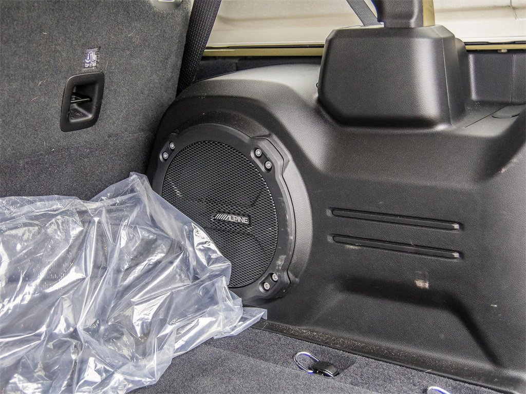 Used 2025 Jeep Wrangler Unlimited Rubicon image 15