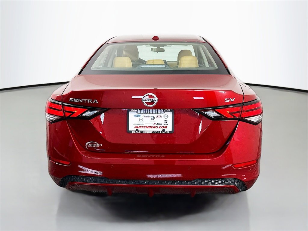Used 2022 Nissan Sentra SV w/ SV Premium Package image 6
