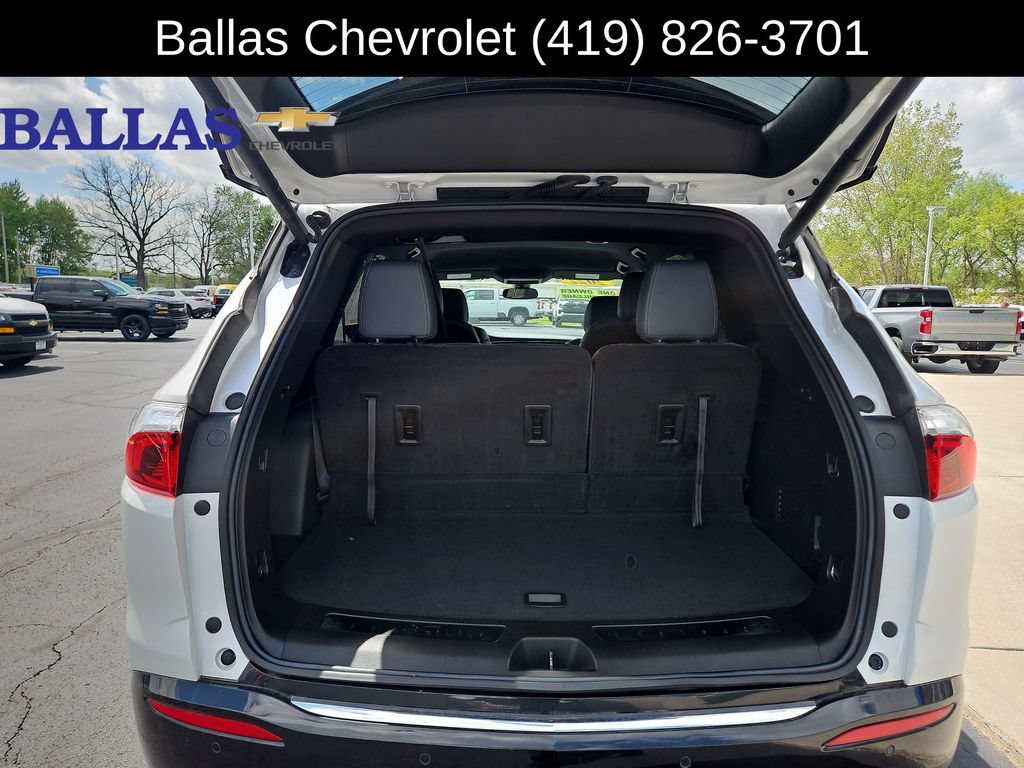 Used 2022 Buick Enclave Essence w/ Sport Touring Edition FWD image 26