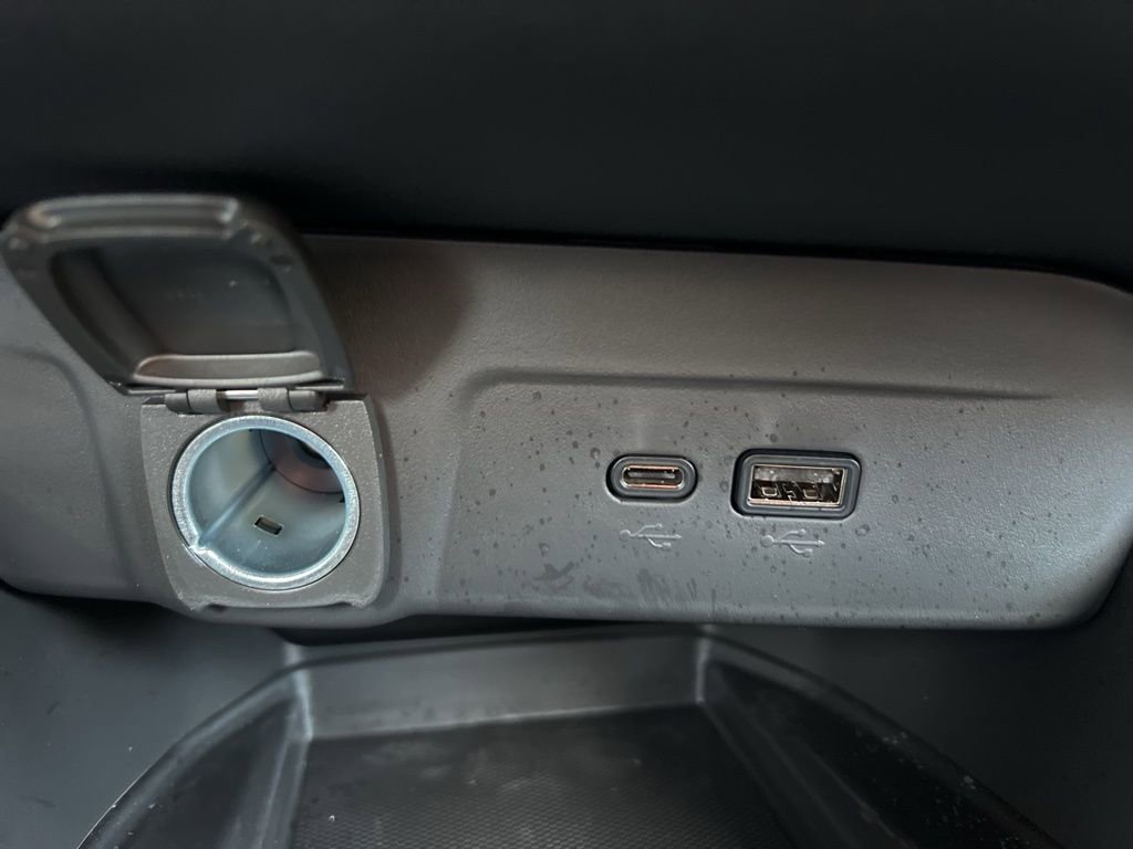 New 2026 Chevrolet Trax RS w/ Sunroof Package image 21