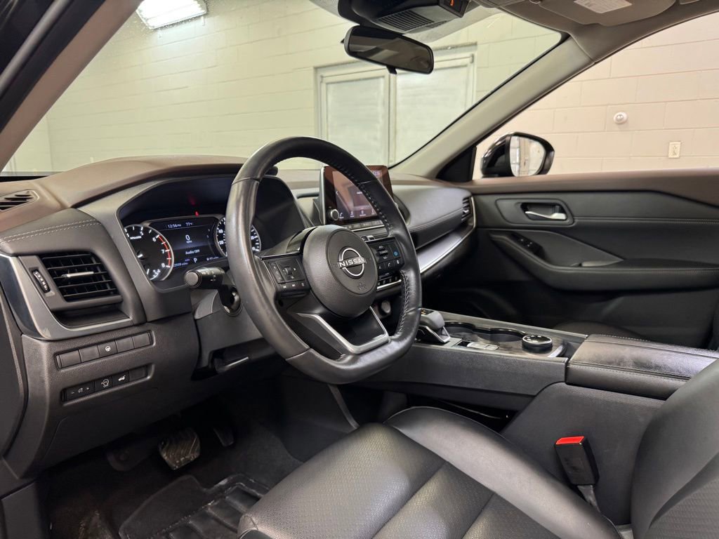 Used 2023 Nissan Rogue SV w/ SV Premium B Package AWD/4WD image 12