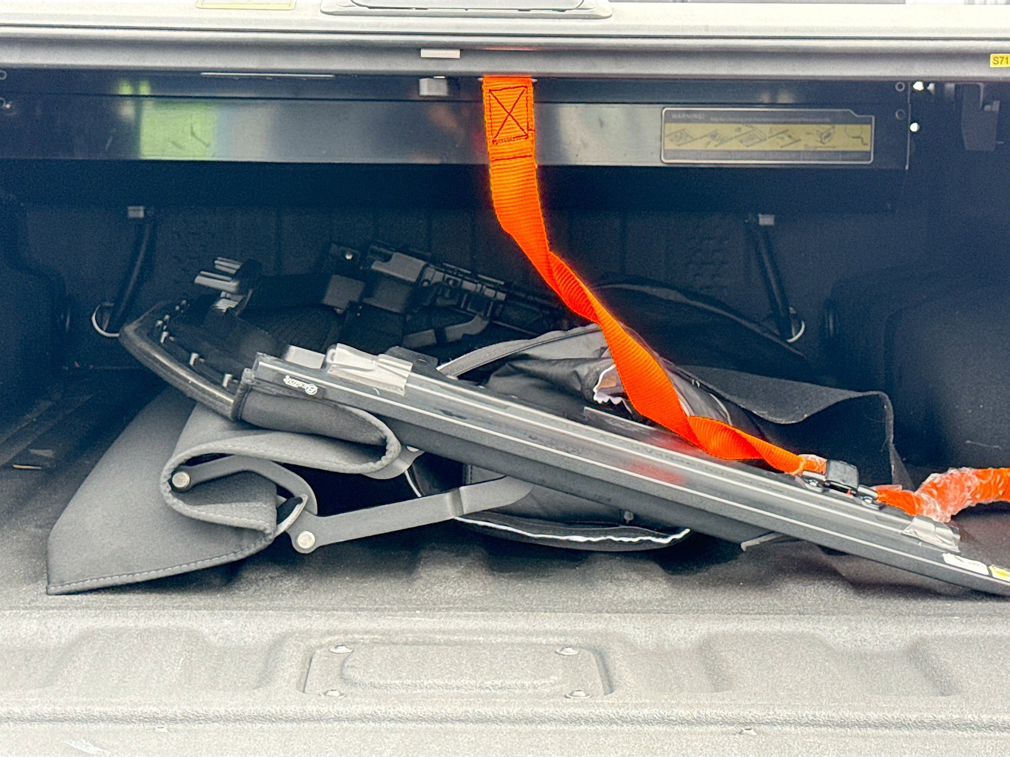 Used 2023 Jeep Gladiator Mojave w/ Cold Weather Group image 8